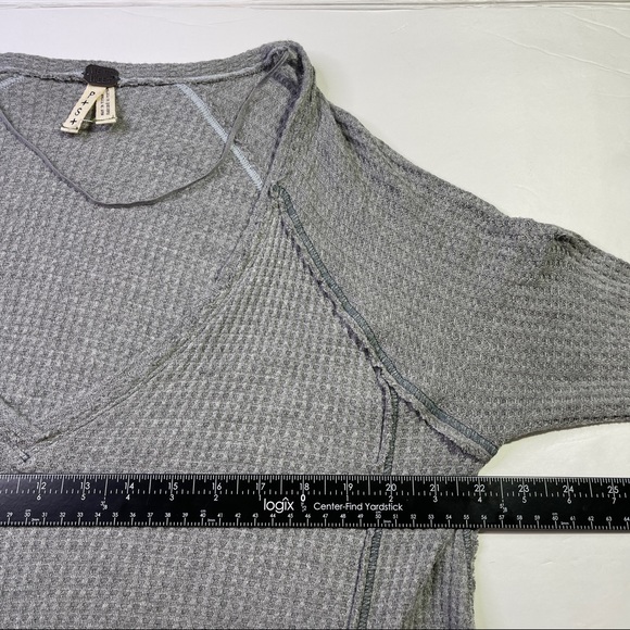We The Free Gray Oversized Waffle Long Sleeve Size Small - Picture 11 of 13